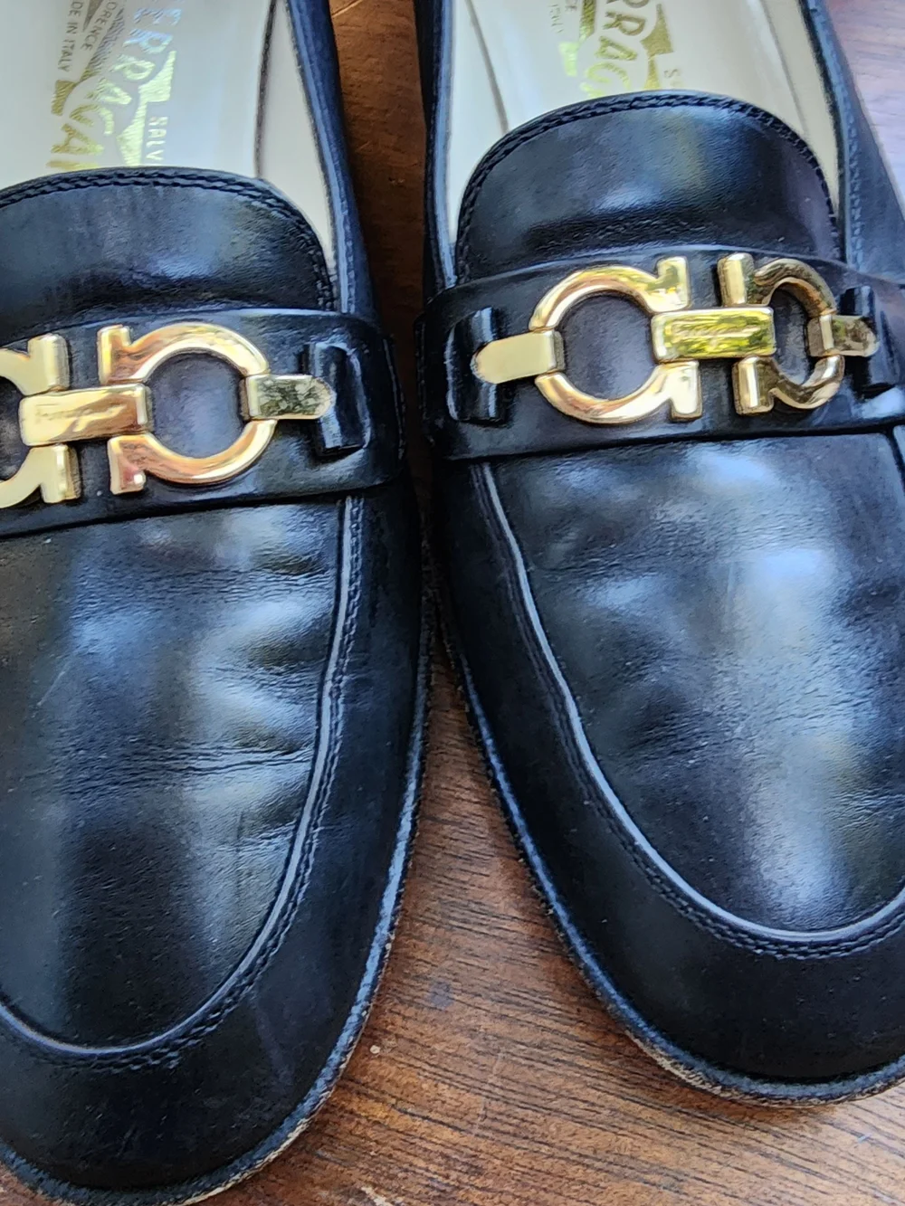 Salvatore Ferragamo Gancini Black Leather Loafer Heel